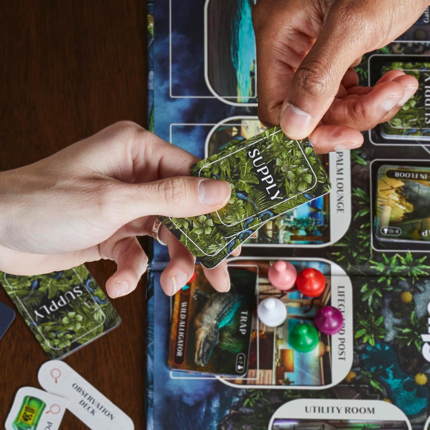 Clue Conspiracy Board Game for Adults and Teens Secret Role Strategy Games 4-10 Players 45 Mins. Mystery & Party Games Ages 14+ - Image 10