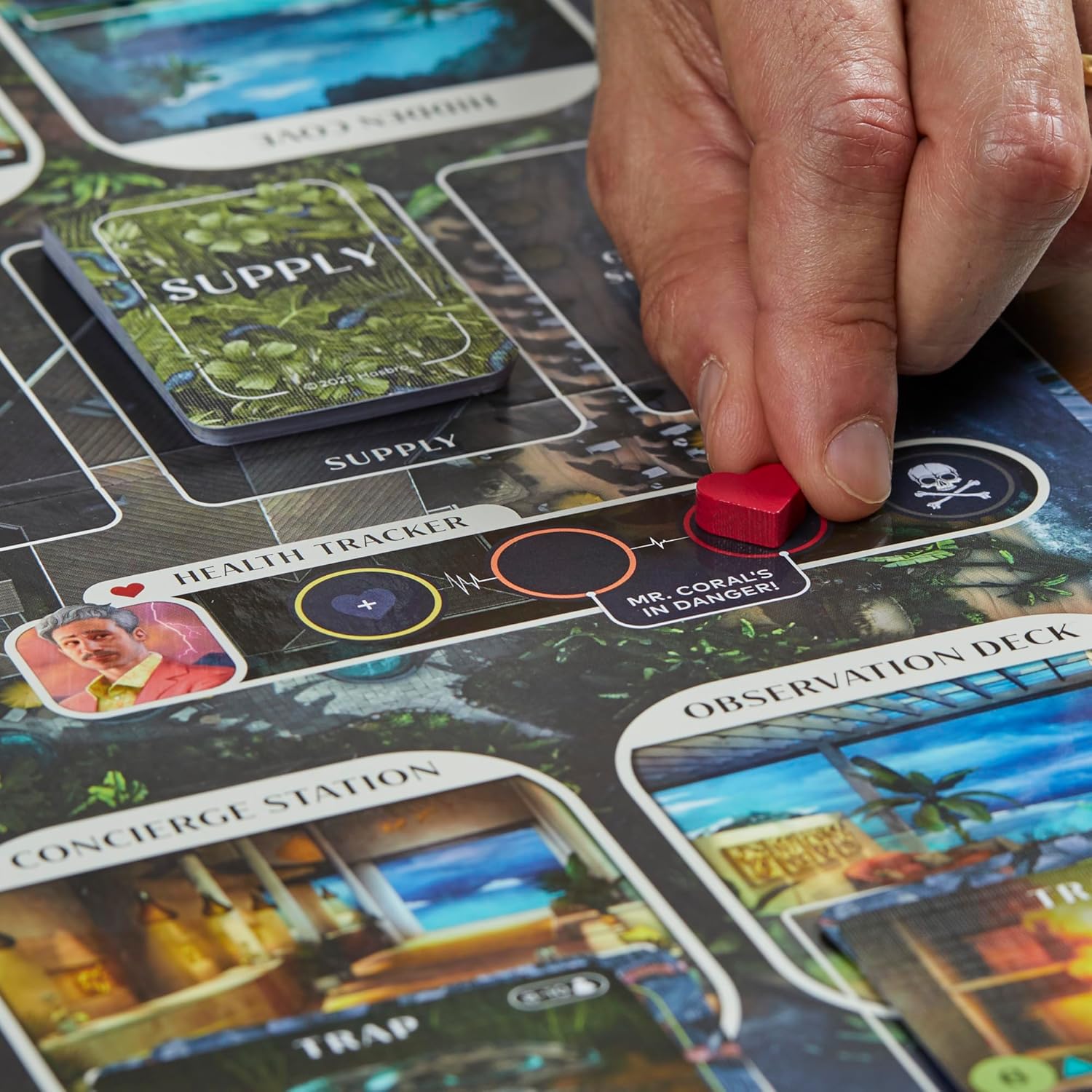 Clue Conspiracy Board Game for Adults and Teens Secret Role Strategy Games 4-10 Players 45 Mins. Mystery & Party Games Ages 14+ - Image 4