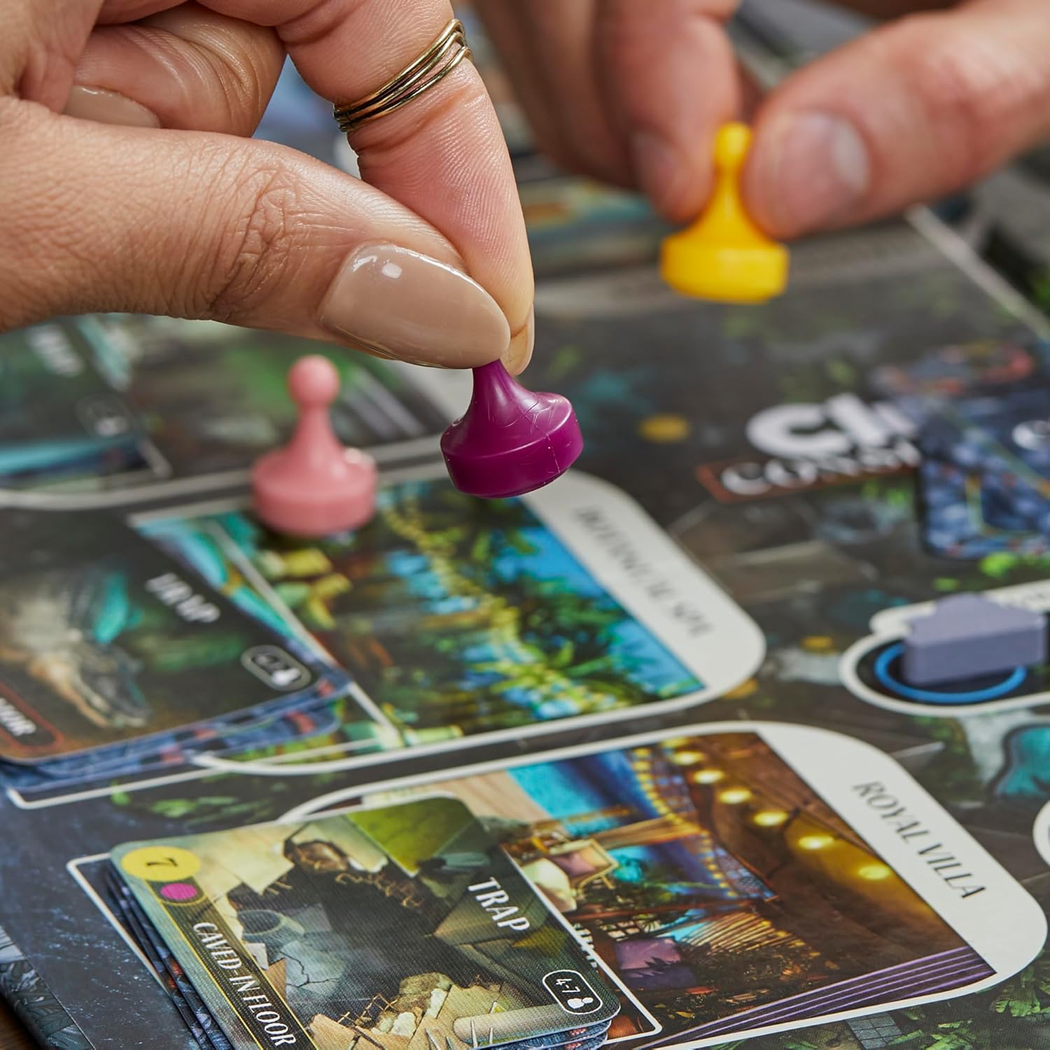 Clue Conspiracy Board Game for Adults and Teens Secret Role Strategy Games 4-10 Players 45 Mins. Mystery & Party Games Ages 14+ - Image 8