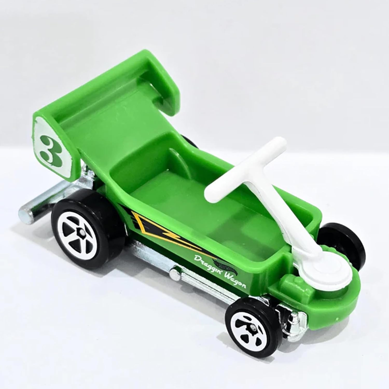 Hot Wheels DRAGGIN Wagon/Remorque 1:64 Licensed Diecast Toy Car Metal Scale Model for & Collectors Miniature Car, Ages 3+ - Image 4