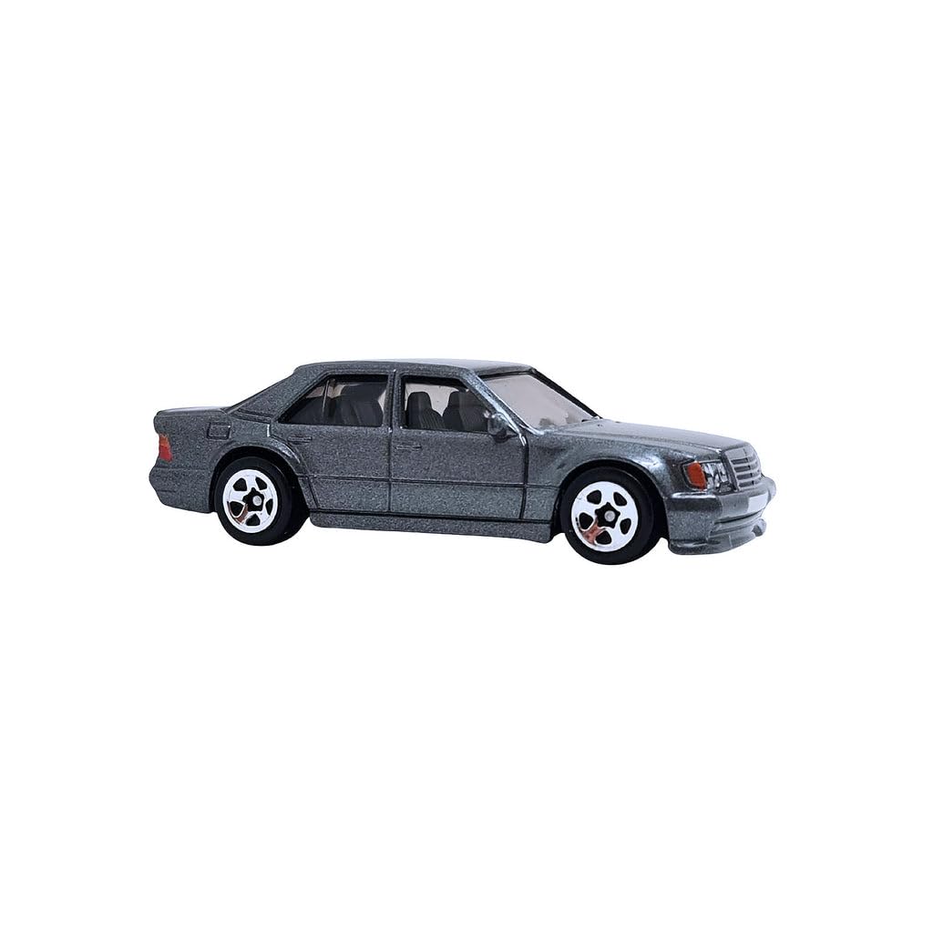 Hot Wheels Mercedes Benz 500 E ,52/250 (Grey), Ages 3+ - Image 2